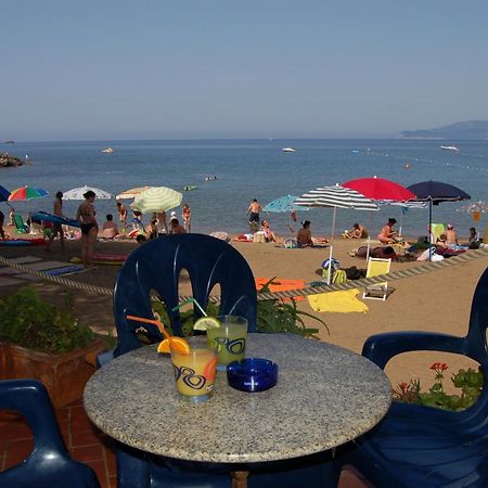 קאפוליברי Residential Hotel Villaggio Innamorata מראה חיצוני תמונה