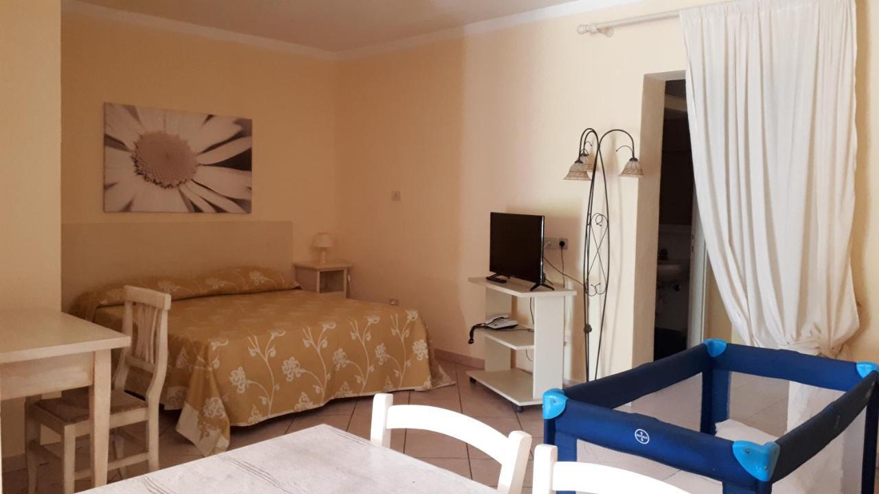 קאפוליברי Residential Hotel Villaggio Innamorata מראה חיצוני תמונה