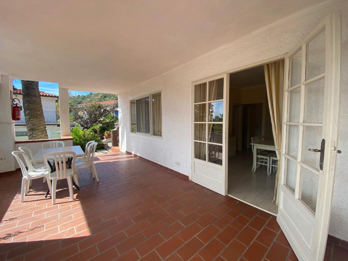 קאפוליברי Residential Hotel Villaggio Innamorata מראה חיצוני תמונה
