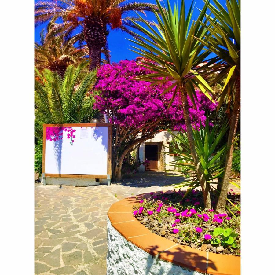קאפוליברי Residential Hotel Villaggio Innamorata מראה חיצוני תמונה