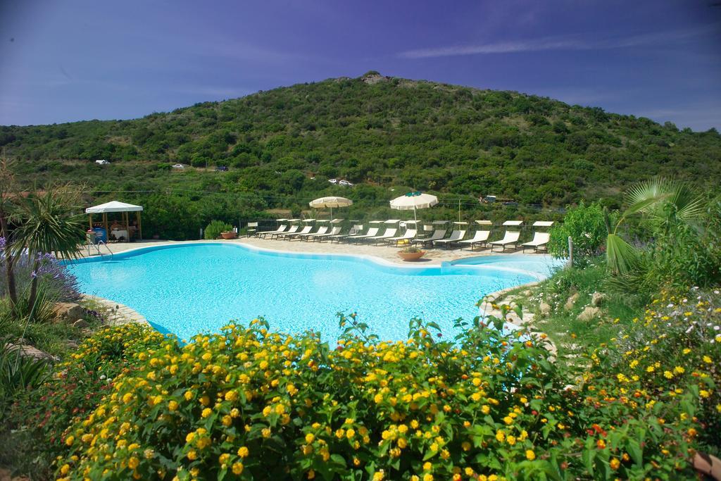 קאפוליברי Residential Hotel Villaggio Innamorata מראה חיצוני תמונה