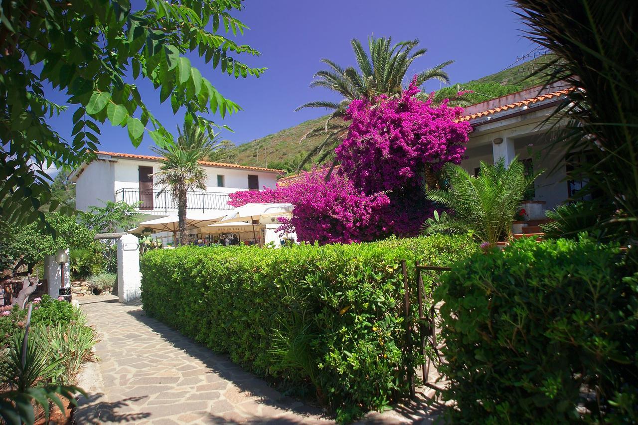 קאפוליברי Residential Hotel Villaggio Innamorata מראה חיצוני תמונה